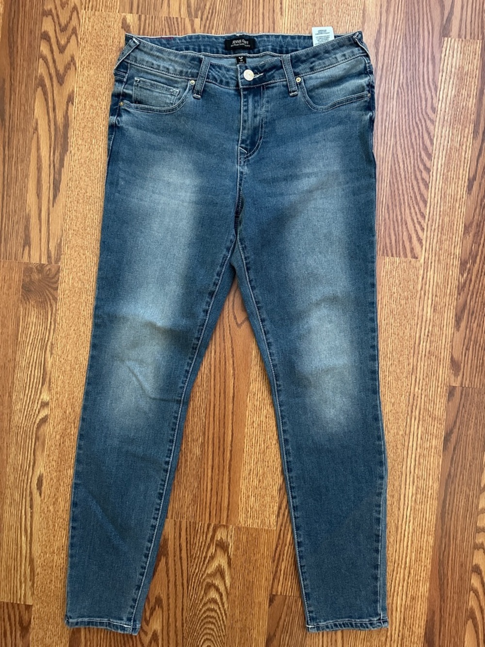 True religion Women's Skinny Jeans in Faded Blue Wash